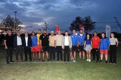 Osmangazi’de minik yetenekler futbol şöleninde buluştu
