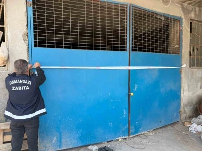 Osmangazi&rsquo;de tehlikeli atık d&ouml;ken araca ağır ceza
