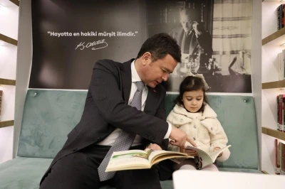 Osmangazi&rsquo;de &lsquo;Yeni Gezici K&uuml;t&uuml;phane Yollarda&rsquo;
