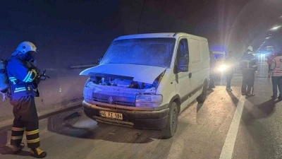 Osmangazi Tüneli’nde araç yangını
