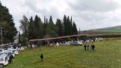 Osmaniye&rsquo;de 33 yıllık bayramlaşma geleneği s&uuml;r&uuml;yor

