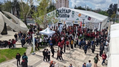 Osmaniye&rsquo;de 8. Kitap Fuarı yoğun ilgiyle a&ccedil;ıldı
