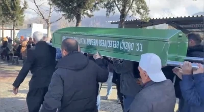 Osmaniye&rsquo;de eski eşi tarafından &ouml;ld&uuml;r&uuml;len 2 &ccedil;ocuk annesi kadın toprağa verildi
