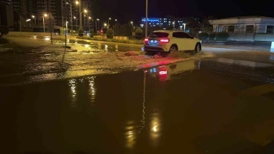 Osmaniye&rsquo;de gece şiddetli yağmur etkili oldu
