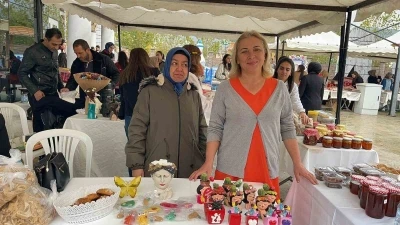 Osmaniye’de kadınlar el emeği ürünlerini hanımeli çarşısında sergiliyor
