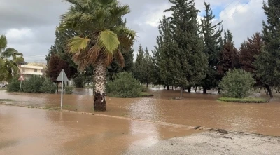 Osmaniye&rsquo;de sağanak hayatı olumsuz etkiledi
