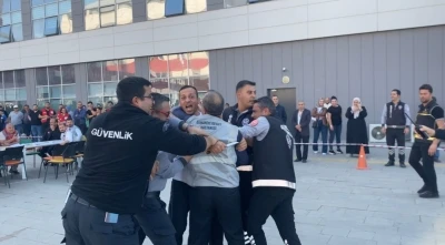 Osmaniye Eğitim ve Araştırma Hastanesi’nde afet tatbikatı gerçekleştirildi
