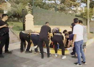 Otomobil, motosiklete çarpıp kaçtı: 1 yaralı
