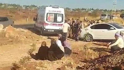 Otomobil şarampole devrildi: Ölü ve yaralılar var