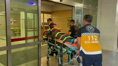 Otomobil şarampole takla attı: 1 &ouml;l&uuml;, 1 yaralı
