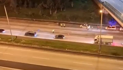 Otoyolda karşıya ge&ccedil;meye &ccedil;alıştı, tırın altında kalıp &ouml;ld&uuml;
