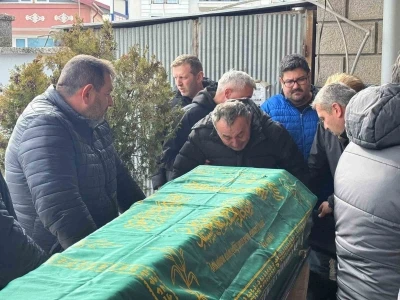 Otoyoldaki feci kazada &ouml;len gen&ccedil; son yolculuğuna uğurlandı
