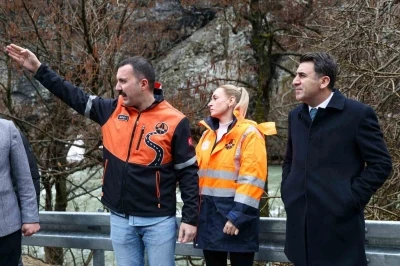 Ovacık yolunda tehlikeli virajlar genişletiliyor
