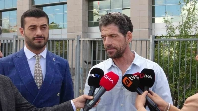 Oyuncu Cemal Hünal’dan imzası taklit edilerek öğrencilere sertifika dağıtıldığı iddiasıyla suç duyurusu
