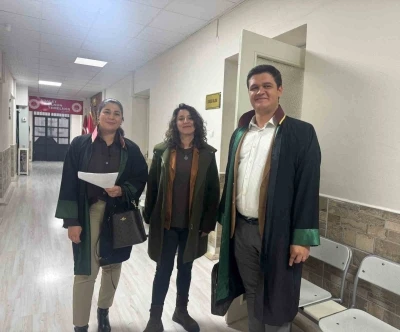 Oyuncu Metin Akpınar&rsquo;ın biyolojik kızı tazminat davasını kazandı
