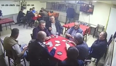 Oyunu bırakıp kaçtılar
