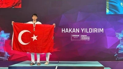 &Ouml;zel Erdem Anadolu Lisesi &ouml;ğrencisi Hakan Yıldırım T&uuml;rkiye 2.&rsquo;si