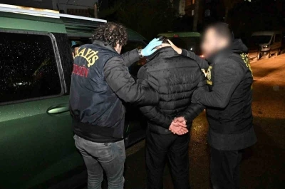 &Ouml;zel harekatlı baskında cinayetten 27 yıl hapis cezasıyla aranan h&uuml;k&uuml;ml&uuml; yakalandı
