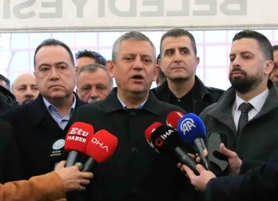 &Ouml;zel: "İran&rsquo;ın geleceğine İranlılar karar verecek"
