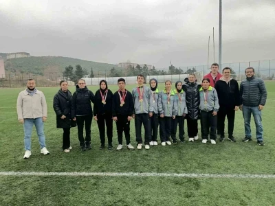 &Ouml;zel sporcular atletizm m&uuml;sabakaları D&uuml;zce&rsquo;de yapıldı
