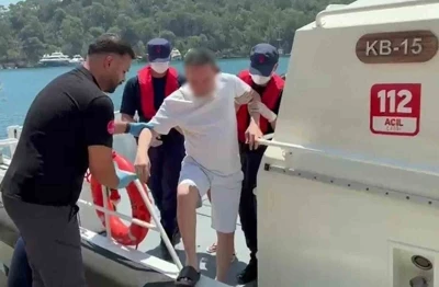 &Ouml;zel teknelerde rahatsızlanan iki vatandaşa tıbbi tahliye
