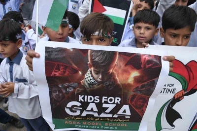 Pakistan’da İsrail’in Gazze’ye yönelik saldırıları ikinci yılında protesto edildi
