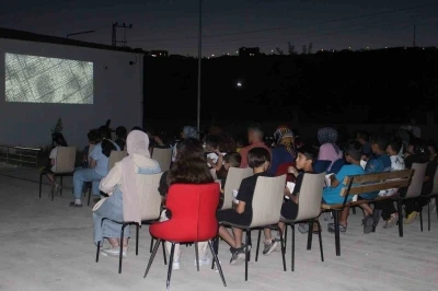 Palu’da çocuklara sinema keyfi
