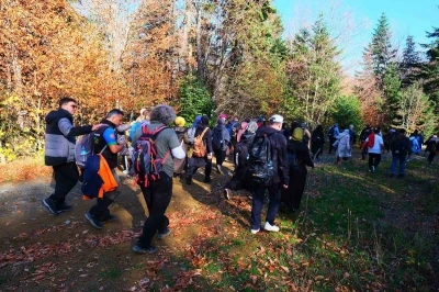 Pamukova’da sonbaharın renkleriyle 14 kilometrelik yürüyüş
