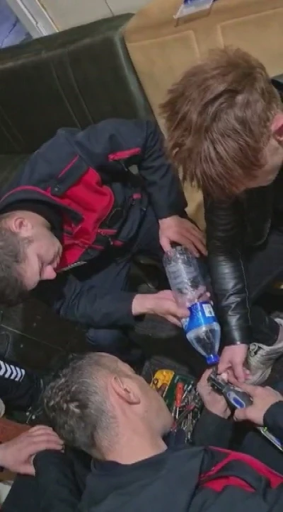 Parmağına sıkışan y&uuml;z&uuml;ğ&uuml; itfaiye &ccedil;ıkardı
