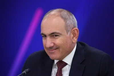 Paşinyan&rsquo;dan Rusya&rsquo;ya, T&uuml;rkiye&rsquo;ye uzanan demiryollarının yeniden inşa edilmesi talebi
