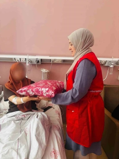 Patnos Kızılay’dan annelere ve yeni doğanlara &quot;Sevgi Bohçası&quot; hediyesi
