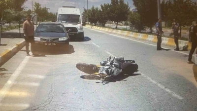 Patnos&rsquo;ta motosiklet s&uuml;r&uuml;c&uuml;s&uuml; metrelerce s&uuml;r&uuml;klendi
