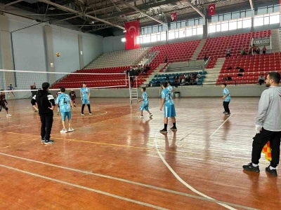 Patnos’ta &quot;Okul Sporları&quot; müsabakaları başladı
