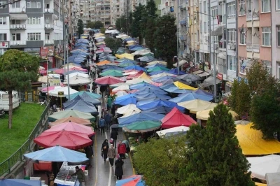 Pazarcıların tutumları marketlere yönlendiriyor, para şehir dışına çıkıyor
