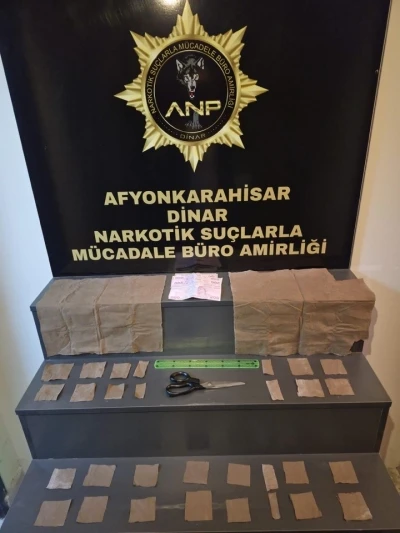 Pe&ccedil;eteye emdirilmiş uyuşturucuyla yakalanan şahıs tutuklandı
