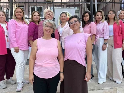 Pembe umut, güçlü dayanışma
