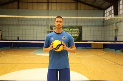 Perunicic ve Ashki&rsquo;den Kağıtspor&rsquo;a &ouml;vg&uuml;
