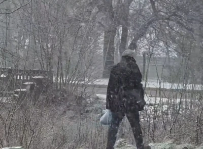 Pınarhisar&rsquo;da gece fırtınası il&ccedil;eyi beyaza b&uuml;r&uuml;d&uuml;
