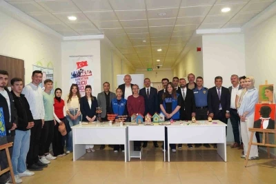 Pınarhisar&rsquo;da "Teras Kitap Kafe" t&ouml;renle a&ccedil;ıldı
