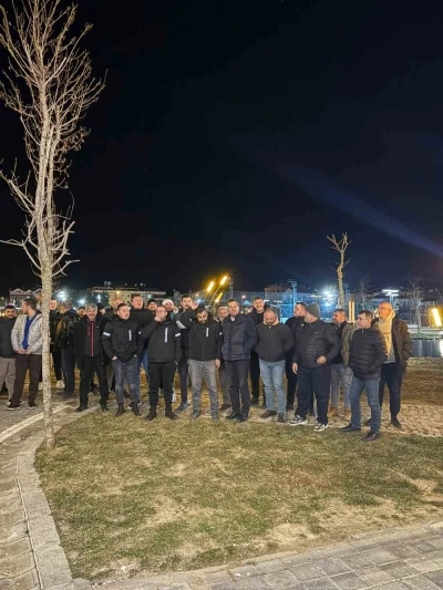 Pınarhisarlı tır şof&ouml;rlerinden tır parkına tepki
