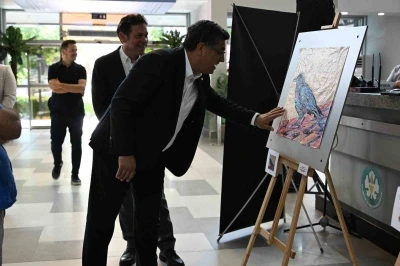 Plastik atıklar sanata d&ouml;n&uuml;şt&uuml;
