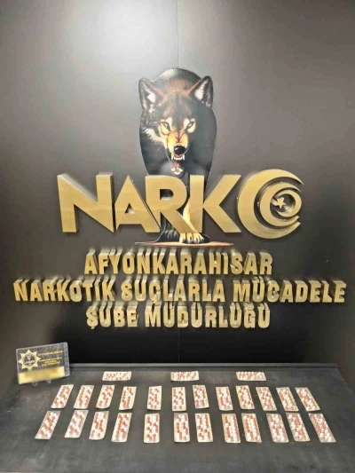 Polis 376 adet sentetik uyuşturucu hap ele geçirdi
