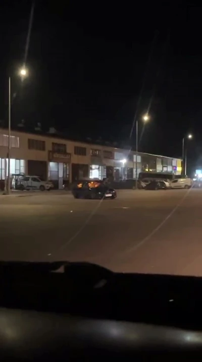 Polis aracının önünde drift attı, faturası ağır oldu
