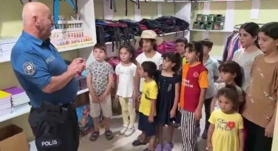 Polis memurunun ’Askıda Kırtasiye’ projesi binlerce çocuğa umut oldu
