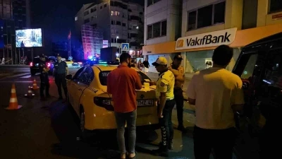Polis Taksim Meydanı’nda kuş uçurtmadı
