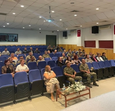 Polis uyuşturucu ile mücadele eğitimlerine devam ediyor

