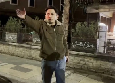 Polise zor anlar yaşattı, gazeteciyi g&ouml;r&uuml;nce "&Ccedil;ekin beni" dedi
