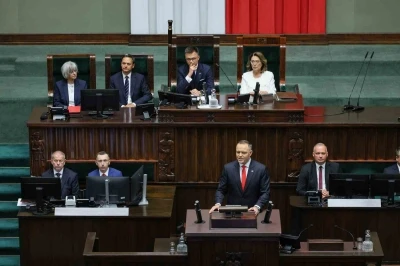 Polonya Cumhurbaşkanı Nawrocki yemin ederek göreve başladı
