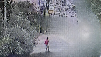 Pompalı tüfekle mahalleliye korku dolu anlar yaşattı
