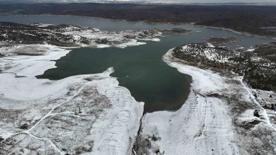 Porsuk Barajı&rsquo;nda geriye &ccedil;ekilen su tedirgin etti
